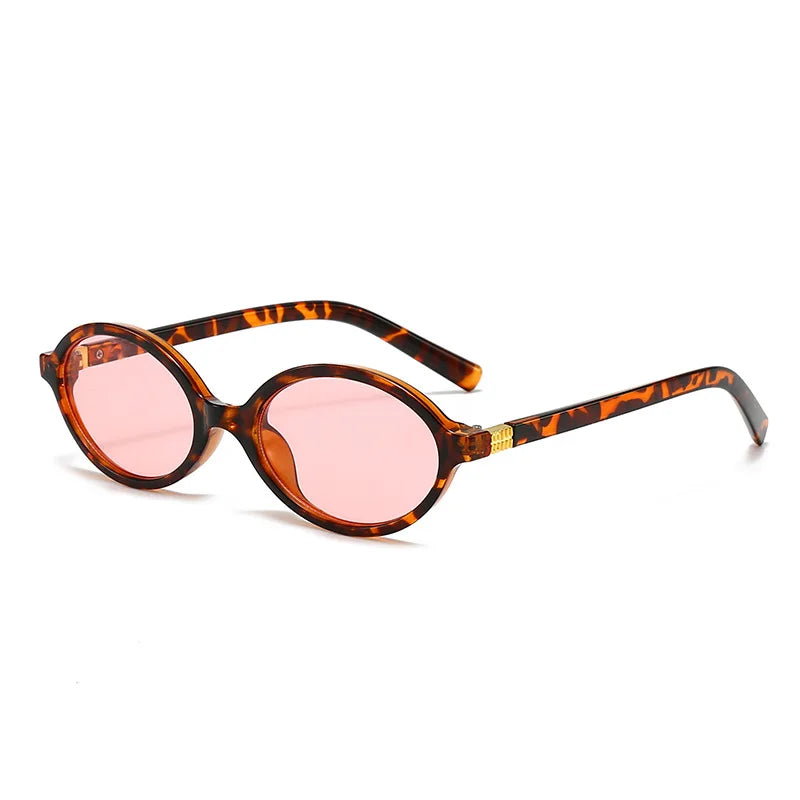 Women’s Oval Black Sunglasses – UV400 Protection