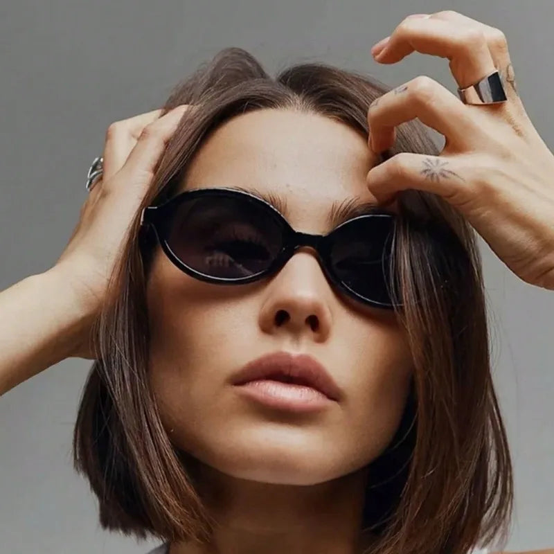 Women’s Oval Black Sunglasses – UV400 Protection