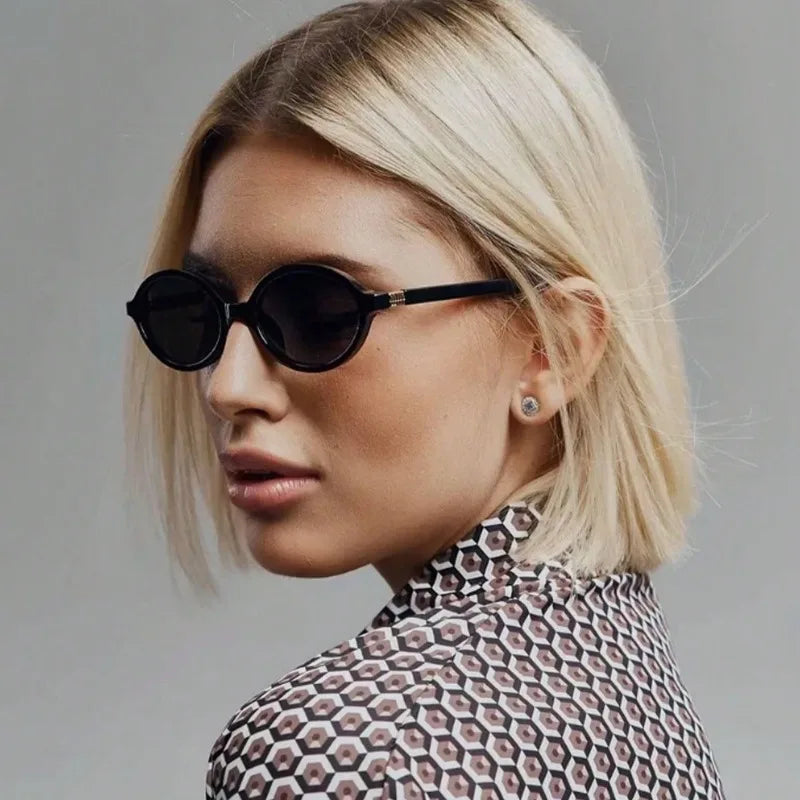 Women’s Oval Black Sunglasses – UV400 Protection