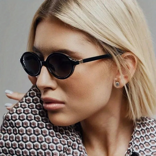 Women’s Oval Black Sunglasses – UV400 Protection